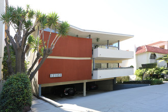 12324 Montana Ave in Los Angeles, CA - Building Photo - Building Photo