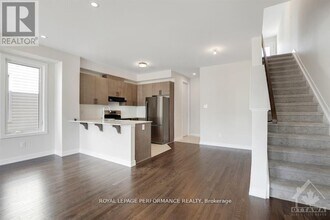 522 Oldenburg Ave in Ottawa, ON - Building Photo - Building Photo