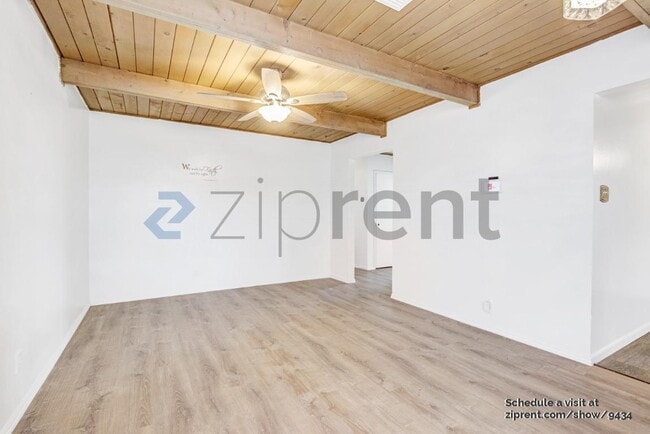 160 Arcade Blvd in Sacramento, CA - Building Photo - Building Photo