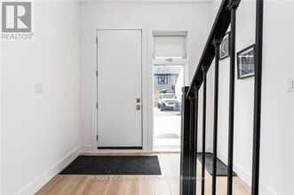 33 Summersides Mews in Pelham, ON - Building Photo - Building Photo