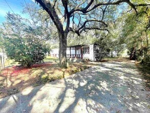 1826 Bainbridge Ave in Pensacola, FL - Building Photo - Building Photo