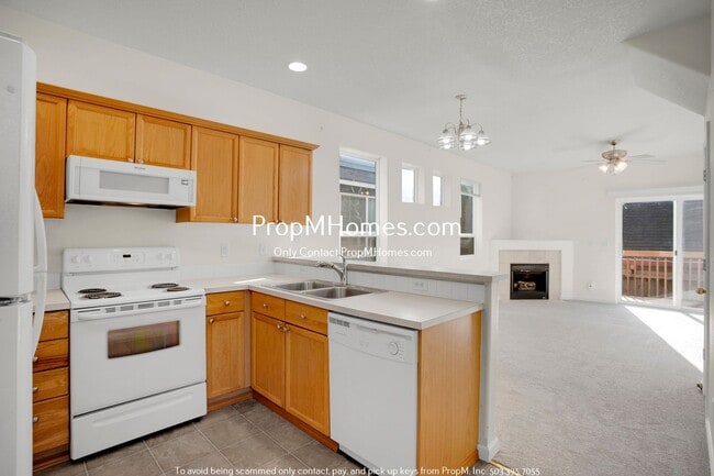 8422 SE Clinton St in Portland, OR - Building Photo - Building Photo