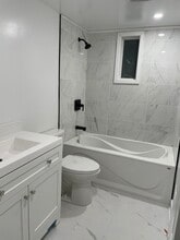 325 Lacasse Av in Ottawa, ON - Building Photo - Building Photo