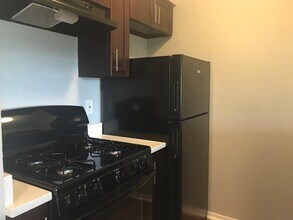 10810 Newmont Rd in Austin, TX - Building Photo - Building Photo