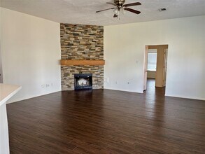 2104 Westminister Rd in Pearland, TX - Building Photo - Building Photo