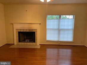 2807 White Birch Ct in Woodbridge, VA - Building Photo - Building Photo