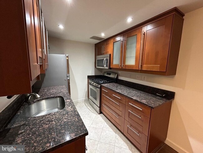 property at 4114 Davis Pl NW