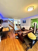 15 Evelyn Dr in Bristol, RI - Building Photo - Building Photo