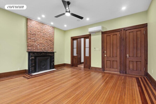 446 E 118th St in New York, NY - Foto de edificio - Building Photo