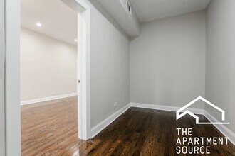 2031 W Moffat St in Chicago, IL - Building Photo - Building Photo