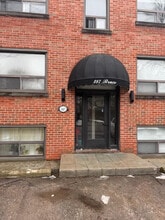 187 Bruce St in London, ON - Building Photo - Building Photo