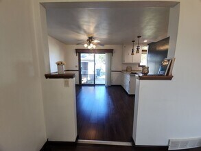 1250 Burnette St in Neenah, WI - Building Photo - Building Photo