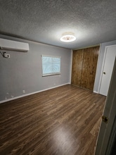 11909 Manzanita St in San Antonio, TX - Building Photo - Building Photo