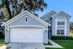 1720 Larabie Ct in Brandon, FL - Building Photo