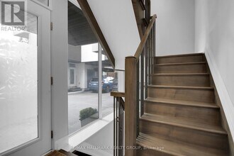 65 Pinhey St in Ottawa, ON - Building Photo - Building Photo