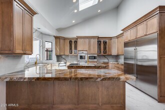 8303 N 61st Pl in Paradise Valley, AZ - Building Photo - Building Photo