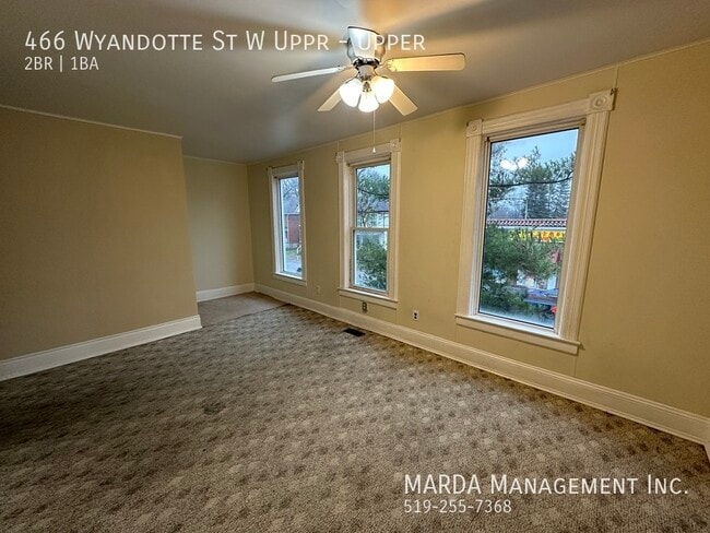 466 Wyandotte St W in Windsor, ON - Building Photo - Building Photo