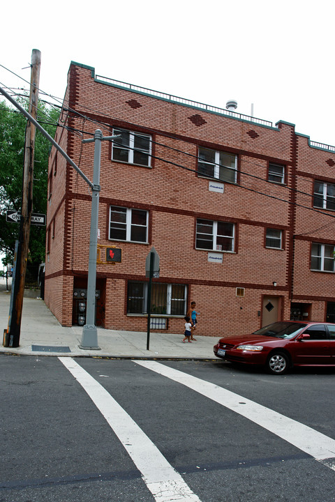 1796 Prospect Ave in Bronx, NY - Building Photo