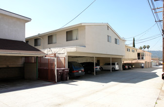 1057 Western Ave in Glendale, CA - Foto de edificio - Building Photo