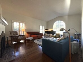 1560 Castilleja Ave in Palo Alto, CA - Building Photo - Building Photo