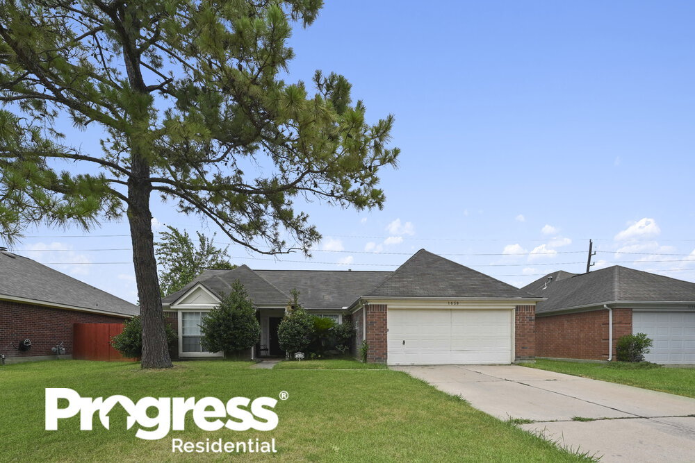 1638 Rushworth Dr Photo