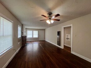 2727 Lasker Ave in Waco, TX - Building Photo - Building Photo