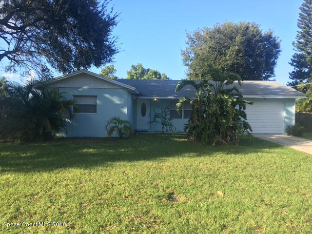 1642 Pine Hill Dr in Melbourne, FL - Building Photo