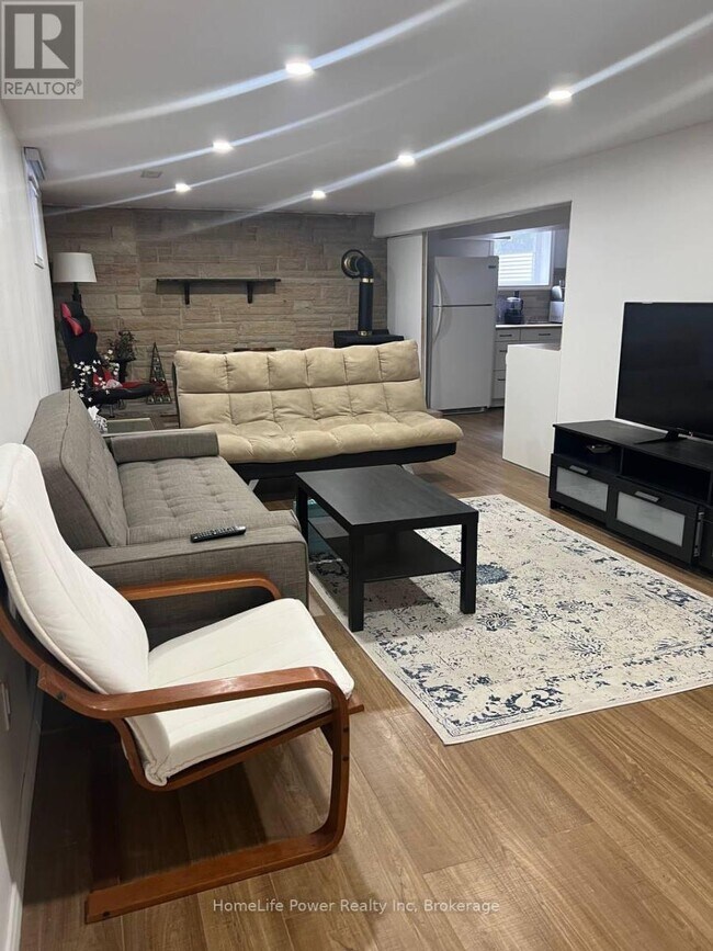 134 Brant Ave in Guelph, ON - Building Photo - Building Photo