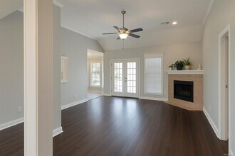 541 Summertime Pkwy in Deatsville, AL - Building Photo - Building Photo