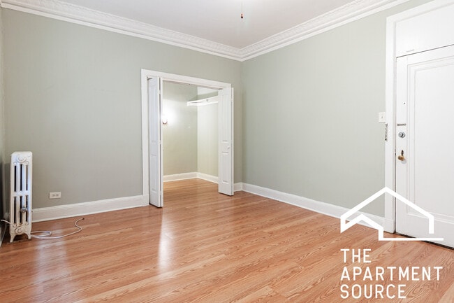 3835 N Fremont St, Unit 109 in Chicago, IL - Foto de edificio - Building Photo