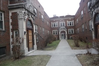 St Paul Court in Rochester, NY - Building Photo - Building Photo