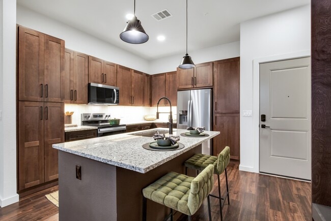 Cortland Peterson in Colorado Springs, CO - Foto de edificio - Building Photo