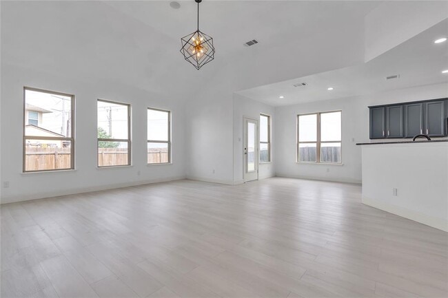 property at 419 Wimberley St