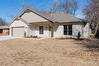 1521 Cruce St in Norman, OK - Building Photo - Building Photo