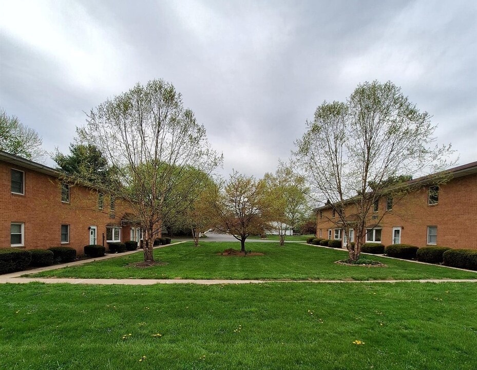 Quarry Terrace in Columbia, PA - Foto de edificio