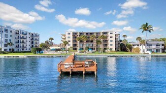 1202 S Lake Dr, Unit 501 in Lantana, FL - Building Photo