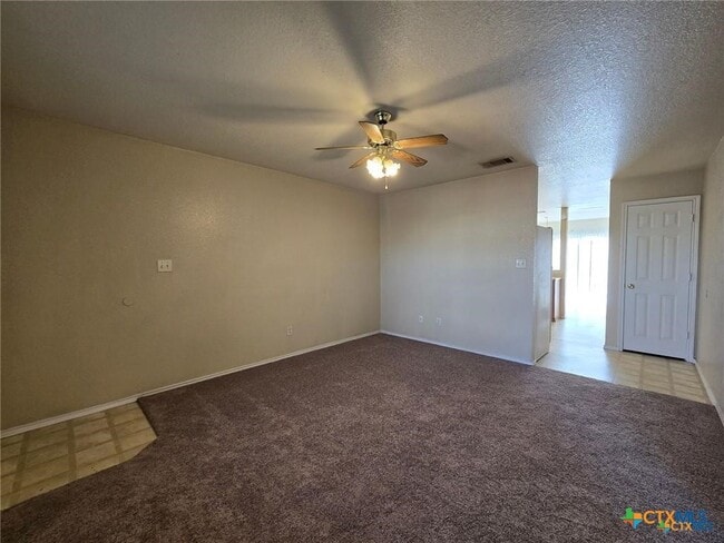 property at 2808 Leroy Cir