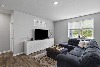 20576 Smithfield Cir in Milford, DE - Building Photo - Building Photo