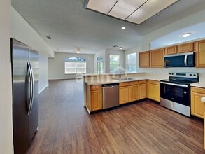 341 Diana Ct in St. Augustine, FL - Foto de edificio - Building Photo