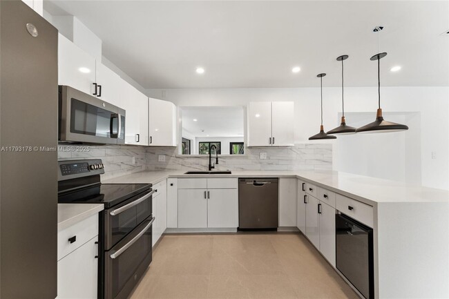 property at 5736 SW 35th St