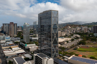 Pacifica Honolulu in Honolulu, HI - Foto de edificio - Building Photo