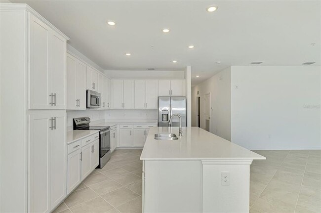 17565 Opal Sand Dr in Venice, FL - Building Photo - Building Photo