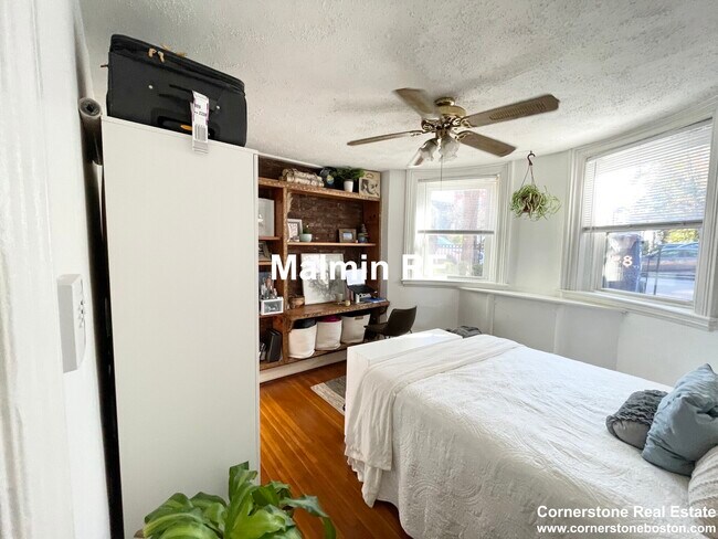 744 E 4th St, Unit #G in Boston, MA - Building Photo - Building Photo