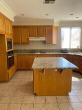 2559 Parade Ave in Simi Valley, CA - Building Photo - Building Photo