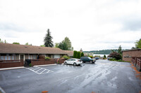 Toketi Lakeshore in Redmond, WA - Building Photo - Building Photo