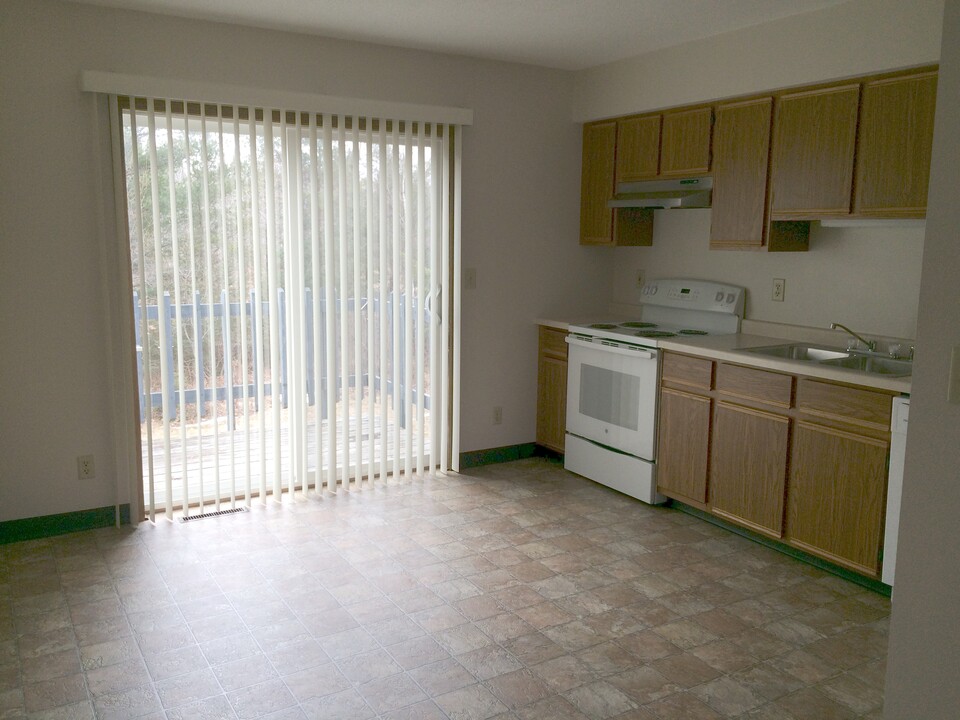 5153 State Rd 17 in Rhinelander, WI - Building Photo