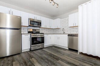 Luna Villa in Phoenix, AZ - Building Photo - Building Photo