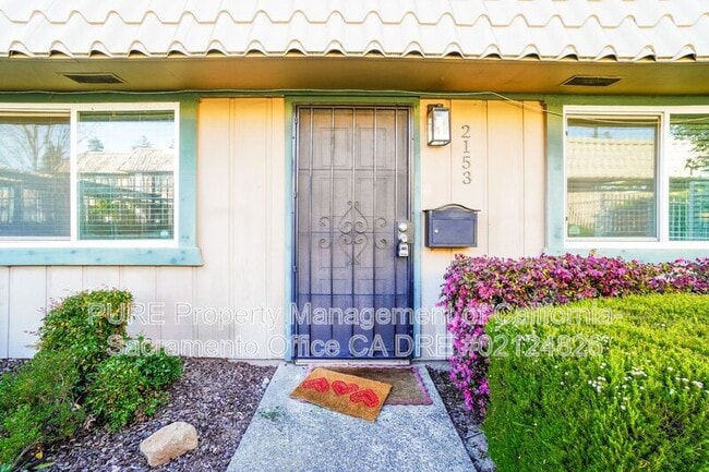 2153 Cottage Way