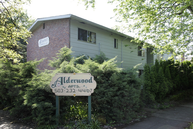 alderwood apartment in Portland, OR - Foto de edificio - Building Photo