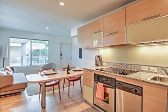 The Regency Apartment Homes in Tempe, AZ - Building Photo - Building Photo